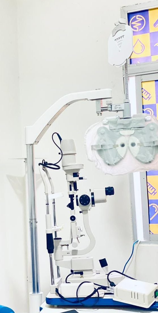 Óptica Infoprest — Malanje — Equipamento de oftalmologia